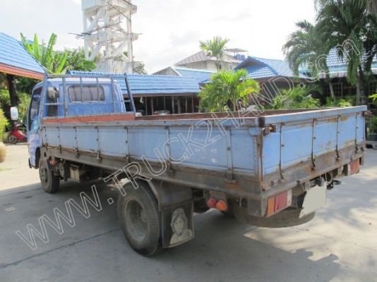 รถบรรทุก 6 ล้อ ยี่ห้อ ISUZU รุ่น NKR 130 แรงม้า รถใช้น้อย ไมล์ 86,870 กิโล รถบรรทุก 6 ล้อ ยี่ห้อ ISUZU รุ่น NKR 130 แรงม้า รถใช้น้อย ไมล์ 86,870 กิโล