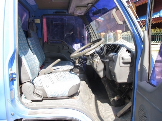 รถบรรทุก 6 ล้อ ยี่ห้อ ISUZU รุ่น NKR 130 แรงม้า รถใช้น้อย ไมล์ 86,870 กิโล รถบรรทุก 6 ล้อ ยี่ห้อ ISUZU รุ่น NKR 130 แรงม้า รถใช้น้อย ไมล์ 86,870 กิโล