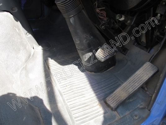 รถบรรทุก 6 ล้อ ยี่ห้อ ISUZU รุ่น NKR 130 แรงม้า รถใช้น้อย ไมล์ 86,870 กิโล รถบรรทุก 6 ล้อ ยี่ห้อ ISUZU รุ่น NKR 130 แรงม้า รถใช้น้อย ไมล์ 86,870 กิโล