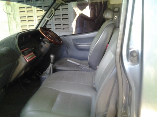 ขายรถตู้ toyota ปี39 สภาพพร้อมใช้งานได้ทันที 125000 บาท