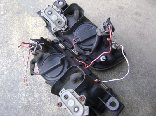 ไฟสปอร์ทไลท์กันชน carina ราคาเบาๆ