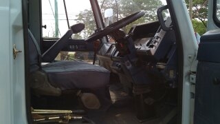 รถบรรทุก 6 ล้อ