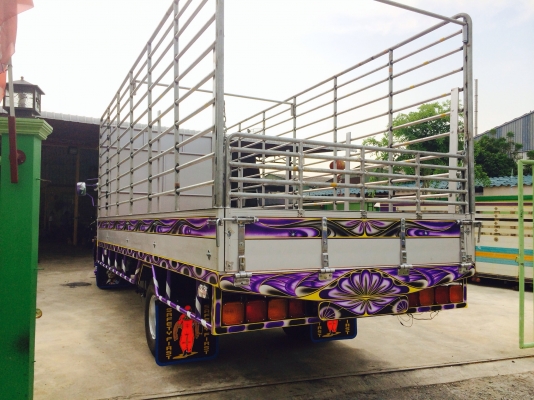 มาอีกแล้วครับ6ล้อ ประกอบ6เมตร เครื่อง195HP ครับ มาอีกแล้วครับ6ล้อ ประกอบ6เมตร เครื่อง195HP ครับ