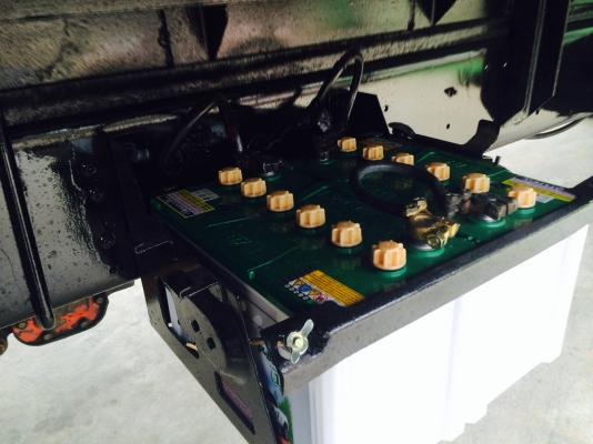 มาอีกแล้วครับ6ล้อ ประกอบ6เมตร เครื่อง195HP ครับ มาอีกแล้วครับ6ล้อ ประกอบ6เมตร เครื่อง195HP ครับ