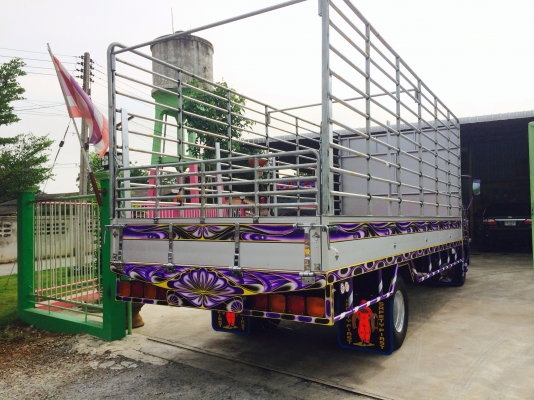 มาอีกแล้วครับ6ล้อ ประกอบ6เมตร เครื่อง195HP ครับ มาอีกแล้วครับ6ล้อ ประกอบ6เมตร เครื่อง195HP ครับ