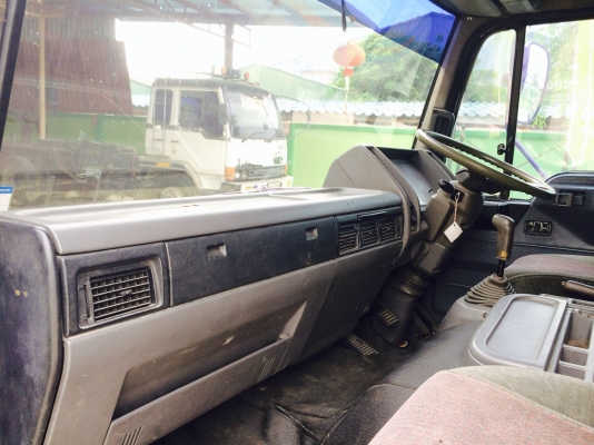 มาอีกแล้วครับ6ล้อ ประกอบ6เมตร เครื่อง195HP ครับ มาอีกแล้วครับ6ล้อ ประกอบ6เมตร เครื่อง195HP ครับ