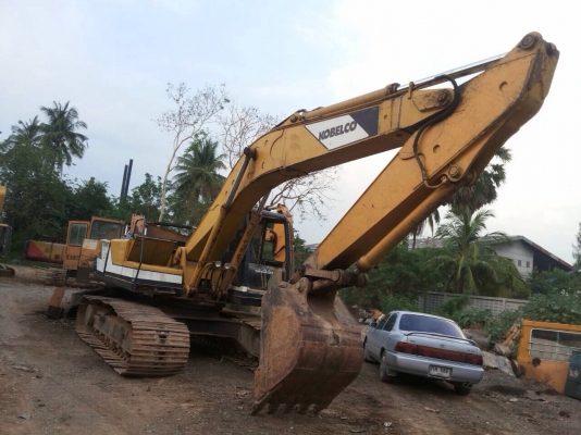 ขายรถแบ็คโฮ KOBELCO SK 200 mark 3 เครื่องปั๊มเดิม ไฟฟ้าตัด เอกสารเล่มทะเบียน
