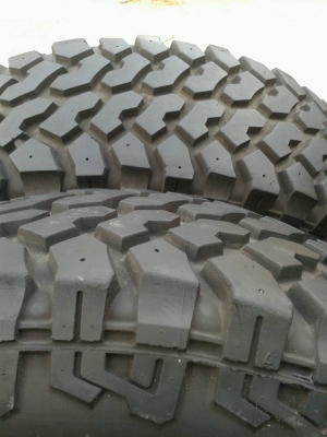 ขาย ยางMud 265/75 R16 สวยๆ ขาย ยางMud 265/75 R16 สวยๆ