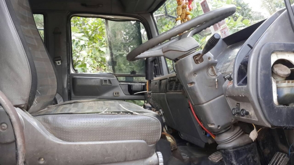 ขายด่วนHINOFM3MNLDเครื่องPO9320แรงสองเพลาดั้มแม่ลูกสภาพถูกสุดๆจัดแนนท์ได้สูงรีบจองโทร0801515451 ขายด่วนHINOFM3MNLDเครื่องPO9320แรงสองเพลาดั้มแม่ลูกสภาพถูกสุดๆจัดแนนท์ได้สูงรีบจองโทร0801515451