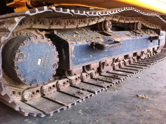 ขายรถแบคโฮ HYUNDAI ROBEX-210LC-7 รถสวยมาก 9000 กว่า ชั้วโมง อิมวอย ไฟฟ้าเต็ม สนใจโทร