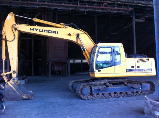 ขายรถแบคโฮ HYUNDAI ROBEX-210LC-7 รถสวยมาก 9000 กว่า ชั้วโมง อิมวอย ไฟฟ้าเต็ม สนใจโทร