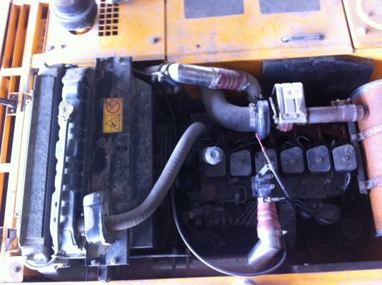 ขายรถแบคโฮ HYUNDAI ROBEX-210LC-7 รถสวยมาก 9000 กว่า ชั้วโมง อิมวอย ไฟฟ้าเต็ม สนใจโทร