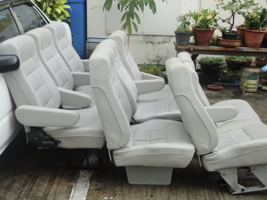 ขายแบาะรถตู้หัวปีบ  3แถว