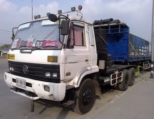 ขายรถหัวลาก NISSAN CW430 พร้อมหางพื้นเรียบ 2 เพลา อู่.พนัส ราคารวม 1000000 ต่อรอง จดแนนร์ได้ สนใจรีบจองด่วน