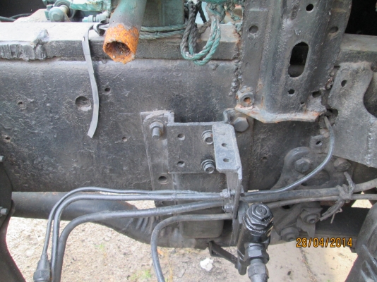 HINO-เครื่องEH700รถ6ล้อ.7.20เมตร.ตีแบบ10ล้อลงเล่มทุกอย่าง...ขายตามสภาพ.400.000บ HINO-เครื่องEH700รถ6ล้อ.7.20เมตร.ตีแบบ10ล้อลงเล่มทุกอย่าง...ขายตามสภาพ.400.000บ