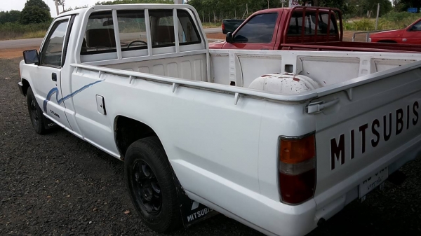 **78,000 บ.ต่อรอง**ขายกระบะตอนเดียว MITSU L200 CYCLONE 2.5ปี33 เครื่องดี แรงดี เกียรืดี ช่วงล่างดีคัสซีสวยเดิมไม่มีผุ กระบะพื้นมีผุนิดหน่อย ภายในเก๋งดี คอนโซลครบ พ.ธรรมดา ล้อแม็ก ยางดี4เส้น สีสันสวย รถเคลียร์สีมา พร้อมใช้งาน เอกสารครบ ราคาต่อรองได้เด้อ พี **78,000 บ.ต่อรอง**ขายกระบะตอนเดียว MITSU L200 CYCLONE 2.5ปี33 เครื่องดี แรงดี เกียรืดี ช่วงล่างดีคัสซีสวยเดิมไม่มีผุ กระบะพื้นมีผุนิดหน่อย ภายในเก๋งดี คอนโซลครบ พ.ธรรมดา ล้อแม็ก ยางดี4เส้น สีสันสวย รถเคลียร์สีมา พร้อมใช้งาน เอกสารครบ ราคาต่อรองได้เด้อ พี