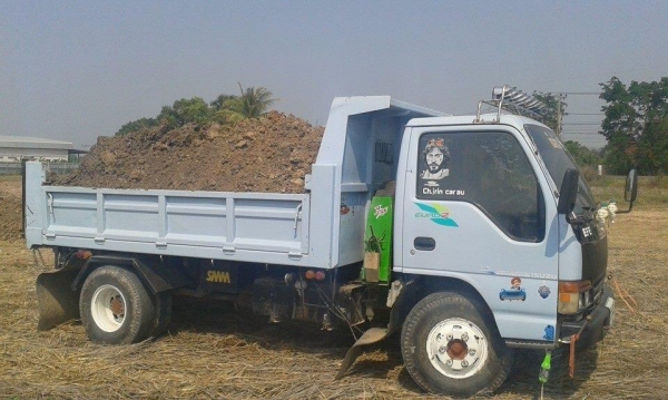 ขาย 6 ล้อดั้ม NPR 120 แรง ราคา 580,000 ครับ