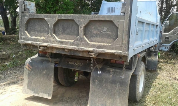 ขาย 6 ล้อดั้ม NPR 120 แรง ราคา 580,000 ครับ ขาย 6 ล้อดั้ม NPR 120 แรง ราคา 580,000 ครับ