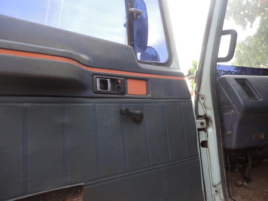 ขายรถบรรทุก 6 ล้อดั้มพ์ ISUZU ROCKY 195 นางฟ้า ห้างแท้ลดราคาเหลือ 680000 ขายรถบรรทุก 6 ล้อดั้มพ์ ISUZU ROCKY 195 นางฟ้า ห้างแท้ลดราคาเหลือ 680000