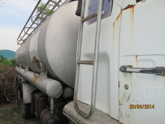 -ISUZU-10ล้อ..เพลาเดียวเครื่อง6BF.รถน้ำสภาพพร้อมใช้..ทะเบียน.ม79.ราคา490.000บ