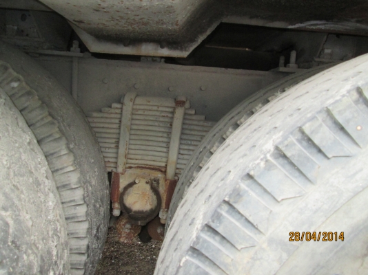 -ISUZU-10ล้อ..เพลาเดียวเครื่อง6BF.รถน้ำสภาพพร้อมใช้..ทะเบียน.ม79.ราคา490.000บ