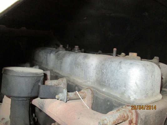 -ISUZU-10ล้อ..เพลาเดียวเครื่อง6BF.รถน้ำสภาพพร้อมใช้..ทะเบียน.ม79.ราคา490.000บ