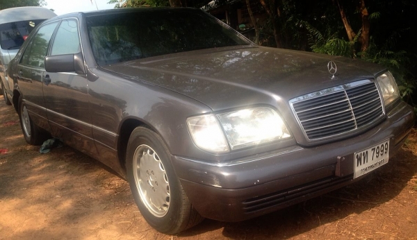 **450,000 บ.ต่อรอง**ขาย รถเก๋งสวยๆ MERCEDES BENZ S-CLASS S320 ปี40 เครื่องเดิมมเกียร์เดิม ติดLPG ถังโดนัท(ลงเล่ม) เครื่องแรง แน่นๆ ไม่มีเยิ้ม ช่วงล่างหนึบ หน้า-หลังเดิมๆ ภายในเก๋งโอ่อ่า สวยหรูหรา FULL OPTION ล้อแม็กสวย ยางสวยเต็ม เช็คศูนย์ตลอด สีสันเงาวาว