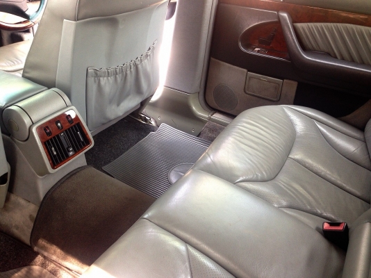 **450,000 บ.ต่อรอง**ขาย รถเก๋งสวยๆ MERCEDES BENZ S-CLASS S320 ปี40 เครื่องเดิมมเกียร์เดิม ติดLPG ถังโดนัท(ลงเล่ม) เครื่องแรง แน่นๆ ไม่มีเยิ้ม ช่วงล่างหนึบ หน้า-หลังเดิมๆ ภายในเก๋งโอ่อ่า สวยหรูหรา FULL OPTION ล้อแม็กสวย ยางสวยเต็ม เช็คศูนย์ตลอด สีสันเงาวาว