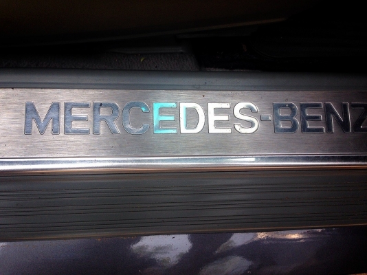 **450,000 บ.ต่อรอง**ขาย รถเก๋งสวยๆ MERCEDES BENZ S-CLASS S320 ปี40 เครื่องเดิมมเกียร์เดิม ติดLPG ถังโดนัท(ลงเล่ม) เครื่องแรง แน่นๆ ไม่มีเยิ้ม ช่วงล่างหนึบ หน้า-หลังเดิมๆ ภายในเก๋งโอ่อ่า สวยหรูหรา FULL OPTION ล้อแม็กสวย ยางสวยเต็ม เช็คศูนย์ตลอด สีสันเงาวาว