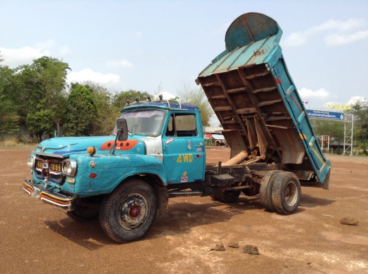 ขาย 6 ล้อหัวยาวดั้มสภาพพร้อมใช้งาน ไม่มีทะเบียน คัสซีสวยจัดตลอดเส้นไม่มีบวม เครื่อง DA120 ช่วงล่างเดิม สนใจราคาต่อรองได้ครับ