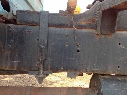 ขาย 6 ล้อหัวยาวดั้มสภาพพร้อมใช้งาน ไม่มีทะเบียน คัสซีสวยจัดตลอดเส้นไม่มีบวม เครื่อง DA120 ช่วงล่างเดิม สนใจราคาต่อรองได้ครับ