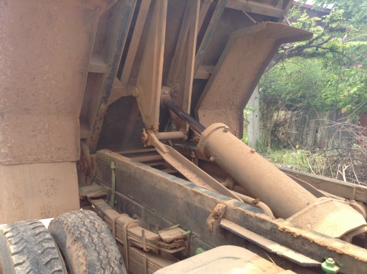 ขาย 6 ล้อหัวยาวดั้ม สภาพพร้อมใช้ เครื่อง DA640 140 แรงม้า เฟืองท้าย ZM 10 น็อต พาวเวอร์ มีระบบแอร์ ทะเบียนพร้อมโอนครับ