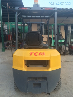 TCM รุ่นล่าสุดT3 ยกได้ 2.5 ตัน ยกสูง 3 เมตร สภาพดีมาก 265,000 ติดต่อ 094-426-7888 จะเด็ด