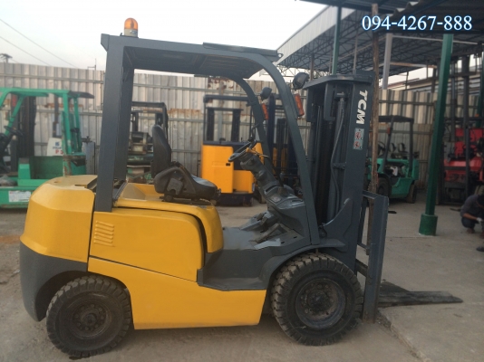 TCM รุ่นล่าสุดT3 ยกได้ 2.5 ตัน ยกสูง 3 เมตร สภาพดีมาก 265,000 ติดต่อ 094-426-7888 จะเด็ด