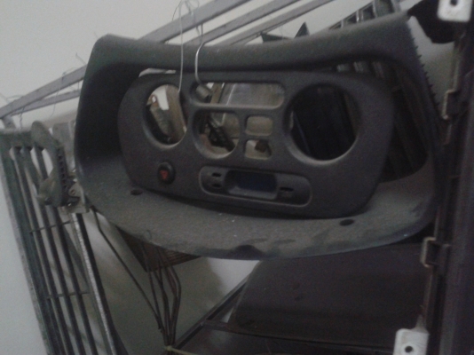 ฝาครอบเรือนไมล์ฮุนได ท้ายเบ็นซ์