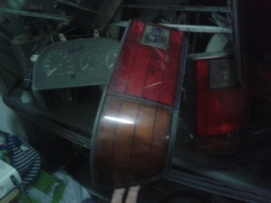 ไฟท้ายตู้เย็น 1คู่