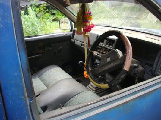 ขายนิสสันบิ๊กเอ็มทั้งคันหรือแยกอะไหล่ครับ ขายนิสสันบิ๊กเอ็มทั้งคันหรือแยกอะไหล่ครับ