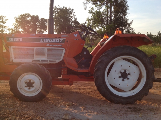 ==>ขาย kubota 4wd ใบมีดหน้า อุปกรณ์พร้อมใช้