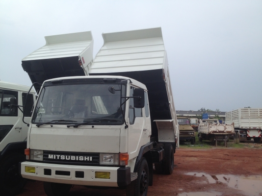 มี 6 ล้อ 10 ล้อให้เลือกหลายคันครับพร้อมเล่มทุกคัน รถทำใหม่ทั้งคันสถาพเหมือนใหม่ป้ายแดงครับ สนใจโทรสอบถามหรือติดต่อได้เลยครับ มี 6 ล้อ 10 ล้อให้เลือกหลายคันครับพร้อมเล่มทุกคัน รถทำใหม่ทั้งคันสถาพเหมือนใหม่ป้ายแดงครับ สนใจโทรสอบถามหรือติดต่อได้เลยครับ