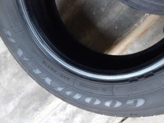 205/65R15 GOODYEAR DURAPLUS  มี ชุด 4 เส้น  TEL.081-427-3941