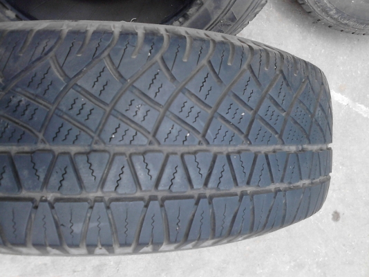 245/70R16 MICHELIN  LATITUDE มีชุด 4 เส้น พึ่งถอดจากแม๊ก  โทร.081-427-3941