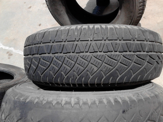 245/70R16 MICHELIN  LATITUDE มีชุด 4 เส้น พึ่งถอดจากแม๊ก  โทร.081-427-3941