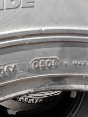 245/70R16 MICHELIN  LATITUDE มีชุด 4 เส้น พึ่งถอดจากแม๊ก  โทร.081-427-3941