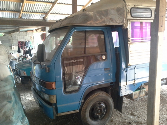 ขายถูกเจ้า่ของขายเองอีซูซุNKR110 โทร 0878515148