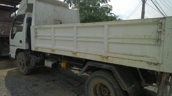 (ขายดาวน์..)ISUZU NPR130แรงคอมมอลเรล ดั้ม รถห้างแท้ สวย ปี*50 พร้อมใช้...