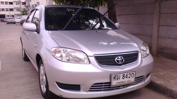 ขายด่วน " Toyota Vios เกียร์ auto เจ้าของขายเอง  เดิมๆ แม็กยางใหม่เอี่ยม