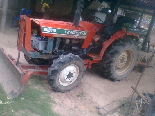 ขาย คูโบต้า L2402 ุ ขับ 4X4 WD อุปกรณ์ผาน 5 ใบดันดิน โรตารี่ปั่นดิน  พร้อมใช้งาน