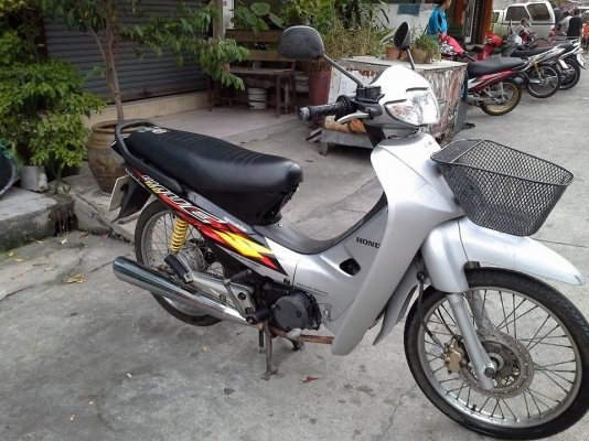 Wave 100 ปี 48 สตาร์ทมือ รถบ้าน เดิมๆเครื่องแน่น ไม่หลวม เอกสารครบ Wave 100 ปี 48 สตาร์ทมือ รถบ้าน เดิมๆเครื่องแน่น ไม่หลวม เอกสารครบ