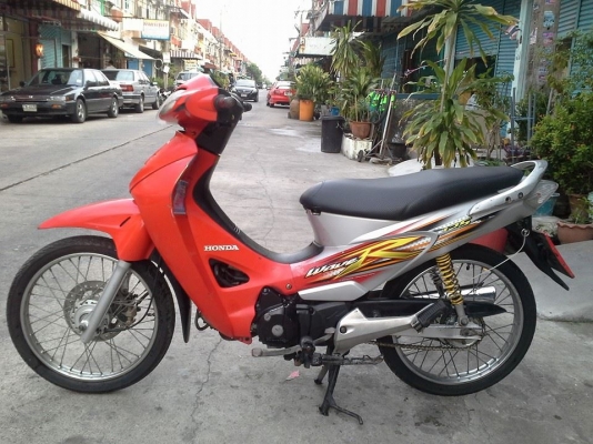 Wave 125 r ปี 49 สีแดง ขาว กุญแจใหญ่ เครื่องเดิม แน่นๆ เอกสารครบ