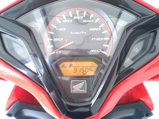 Click 125i รถบ้าน สภาพเดิม ปี56 (ฟรีหมวก+เสื้อ)